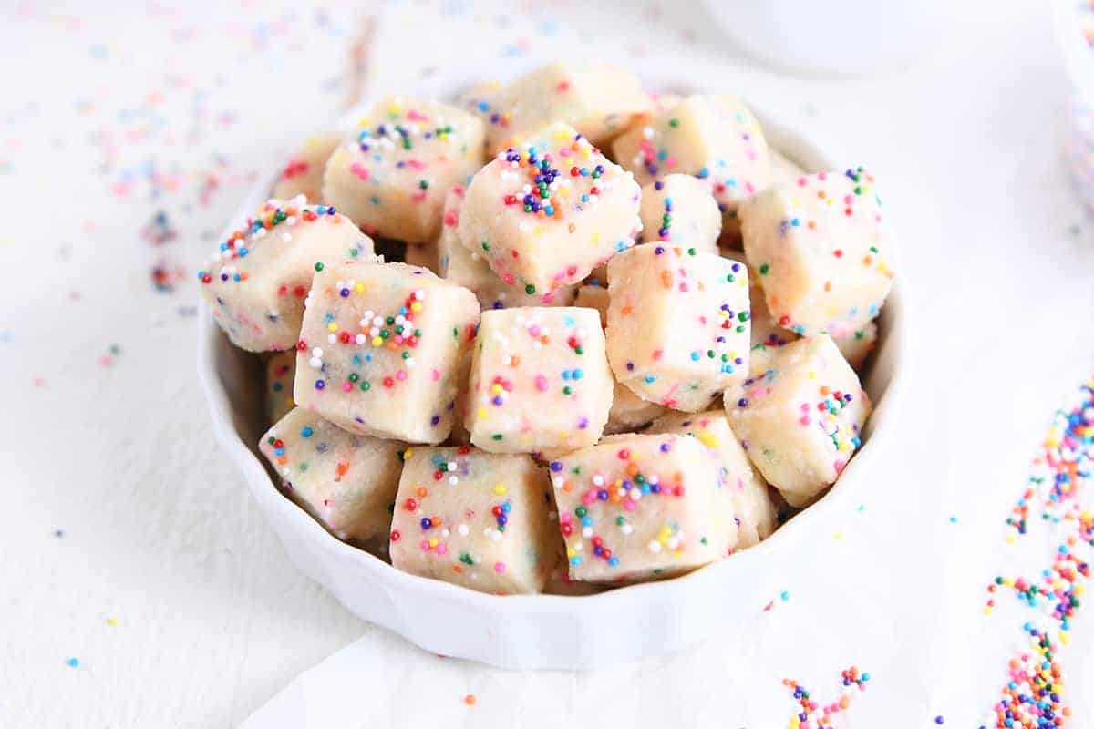 Easy Funfetti Shortbread Bites: Quick Joy for Any Occasion